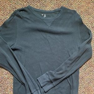GAP: Men’s medium black thermal